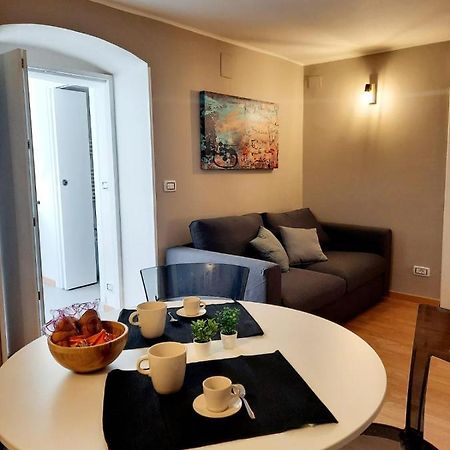 Petruzzelli Bari Apartment ภายนอก รูปภาพ