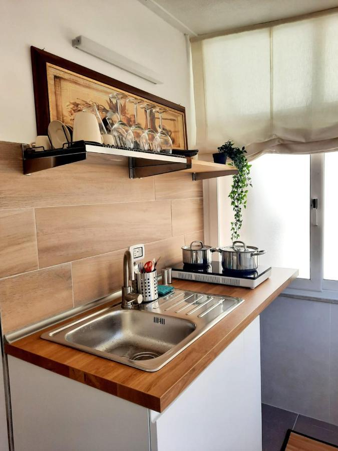 Petruzzelli Bari Apartment ภายนอก รูปภาพ