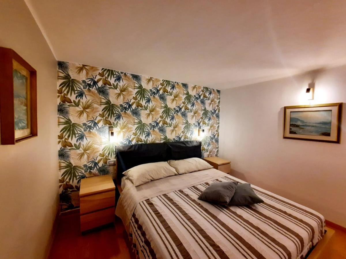 Petruzzelli Bari Apartment ภายนอก รูปภาพ